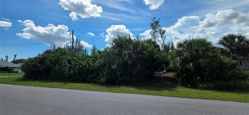 10483 SUNBURY DRIVE, PORT CHARLOTTE