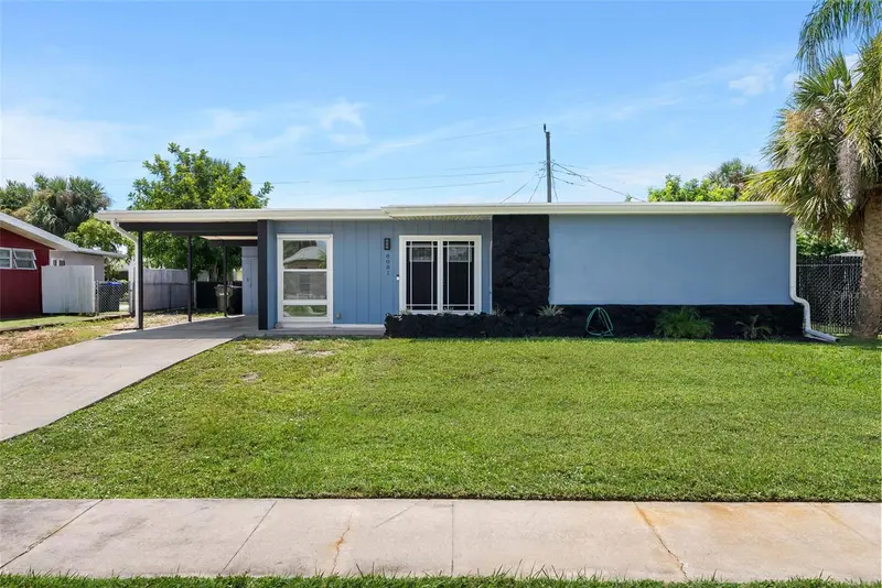 8081 CASCADAS AVENUE, NORTH PORT
