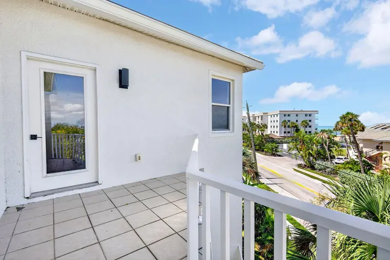 Thumbnail 19