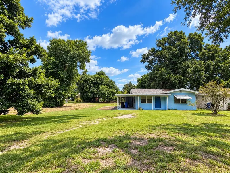 825 GROVELAND AVENUE, VENICE