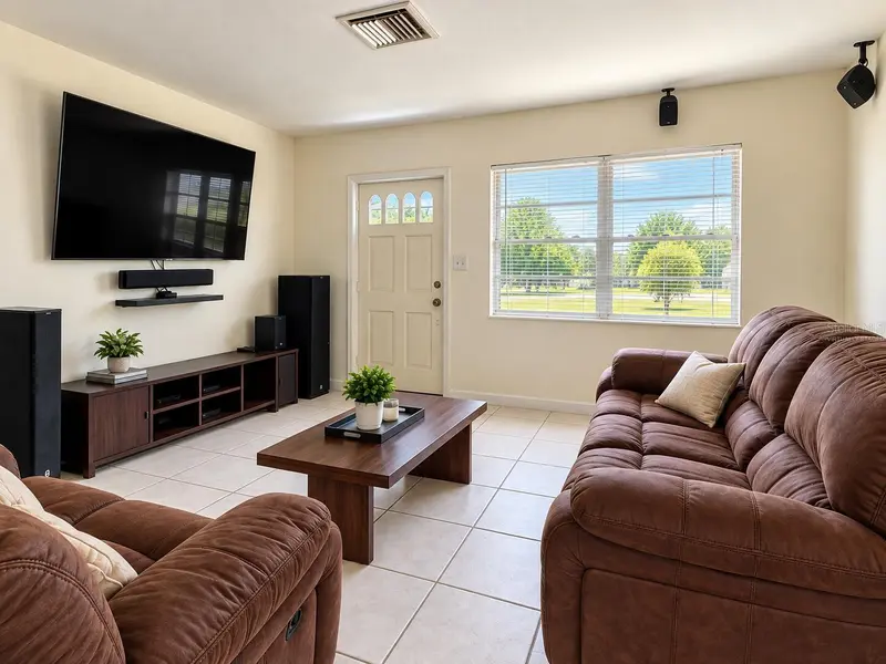 825 GROVELAND AVENUE, VENICE, photo 5 of 11