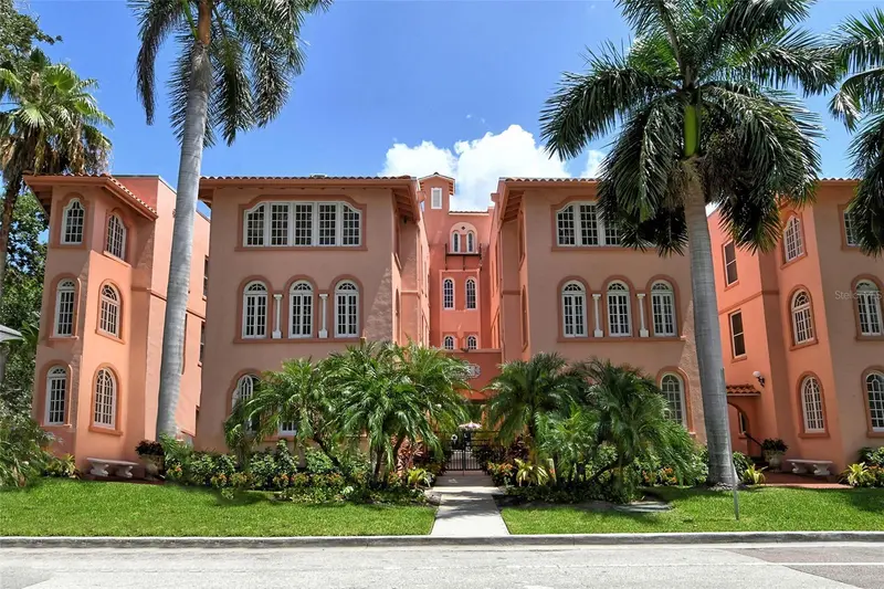 1221 PALM AVENUE #305, SARASOTA