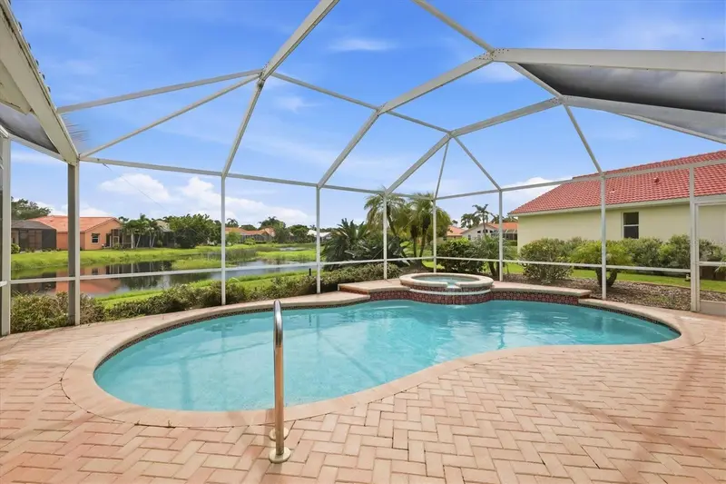 9010 ASHBOURNE COURT, SARASOTA, photo 2 of 44