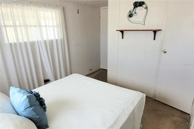 Thumbnail 25