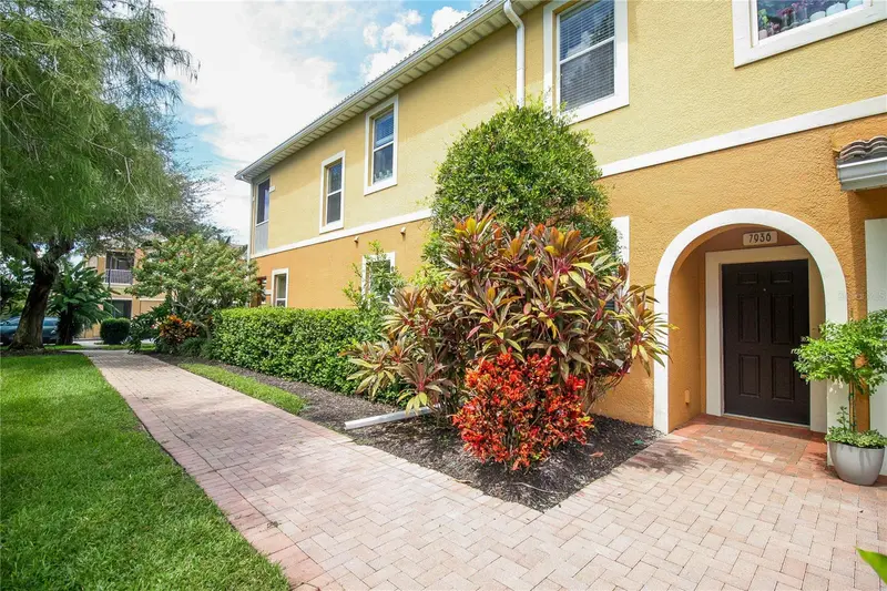 7936 LIMESTONE LANE #7936, SARASOTA