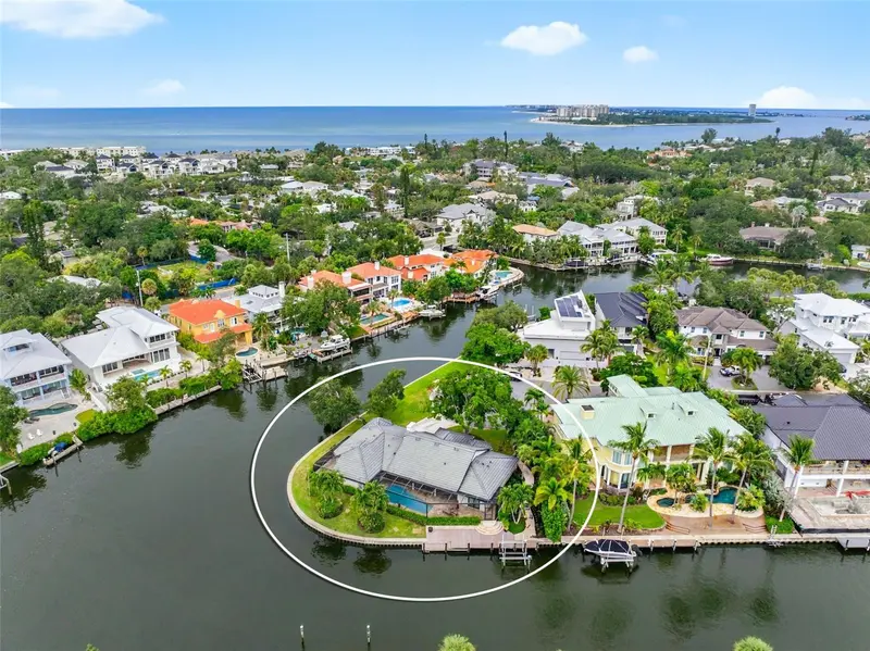 500 VENICE LANE, SARASOTA, photo 5 of 59