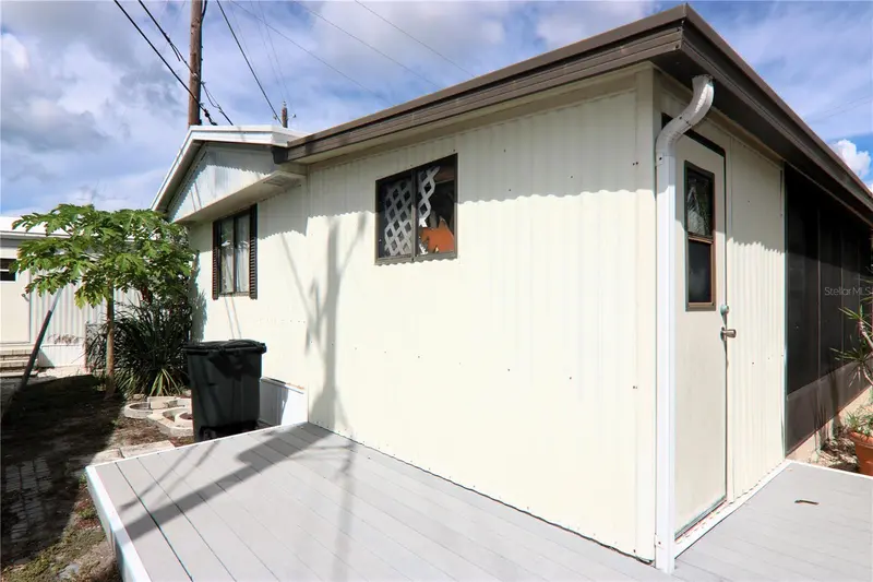 Thumbnail 22
