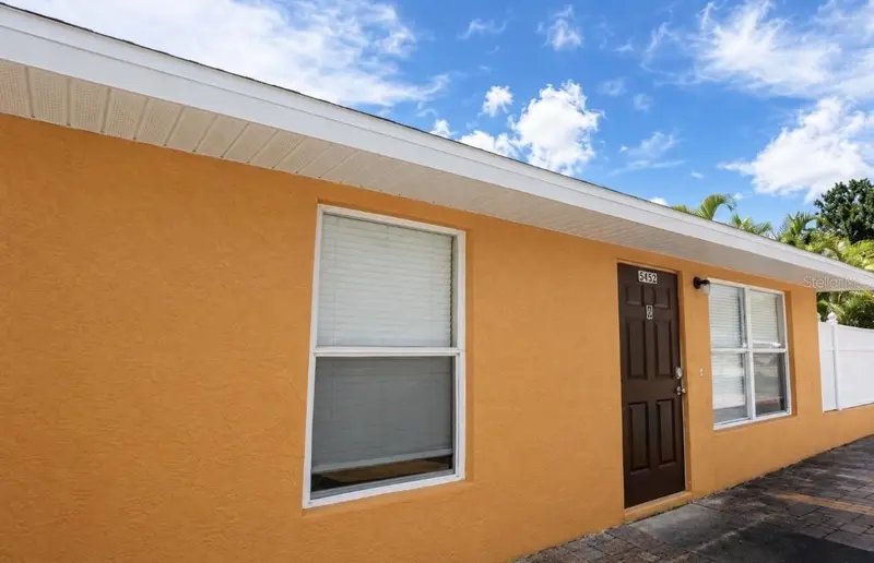 5454 KENSINGTON STREET #5454, SARASOTA