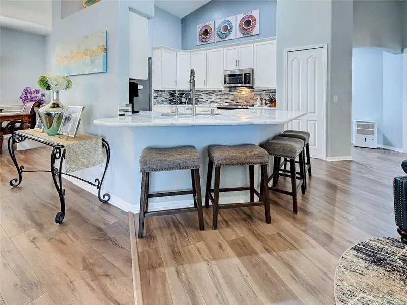 Thumbnail 26