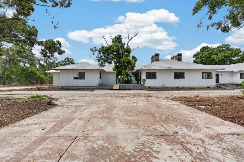 2140 DESOTO ROAD, SARASOTA