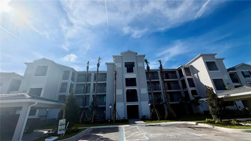 19110 SCALLOP LOOP #302, LAKEWOOD RANCH