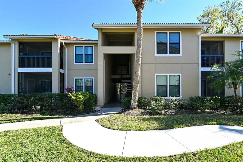 4002 CROCKERS LAKE BOULEVARD #27, SARASOTA