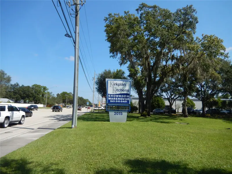 2015 CATTLEMEN ROAD, SARASOTA