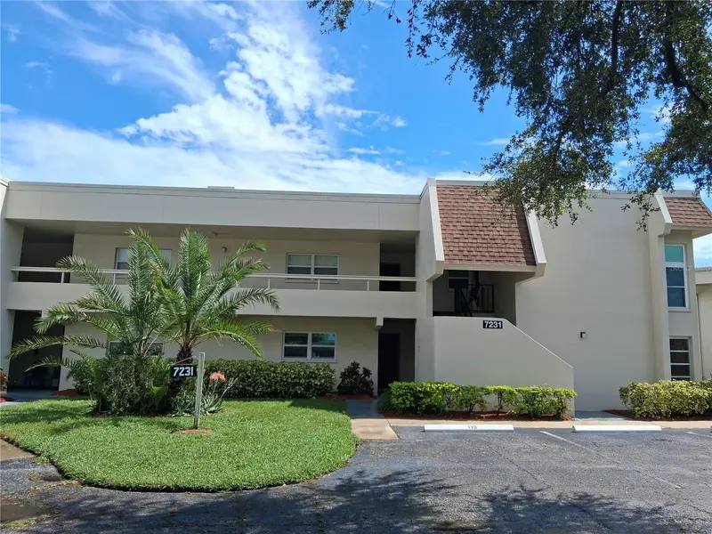 7231 COUNTRY CLUB DRIVE #130, SARASOTA