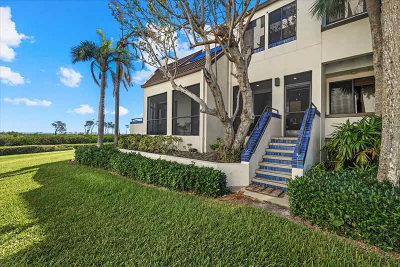 2012 HARBOURSIDE DRIVE #2102, LONGBOAT KEY, photo 3 of 34
