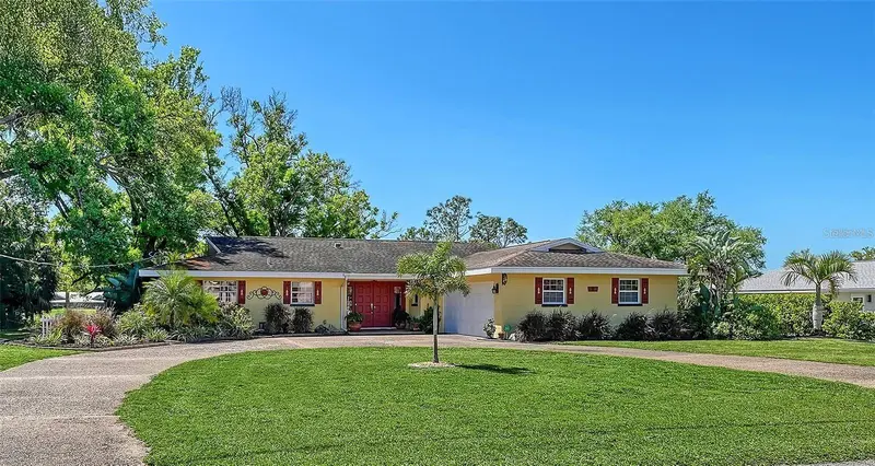 836 MAGELLAN DRIVE, SARASOTA