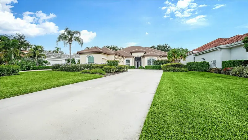 2494 DICK WILSON DRIVE, SARASOTA