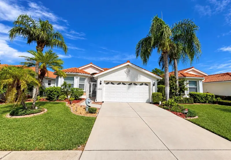 4861 SUMMERTREE ROAD, VENICE