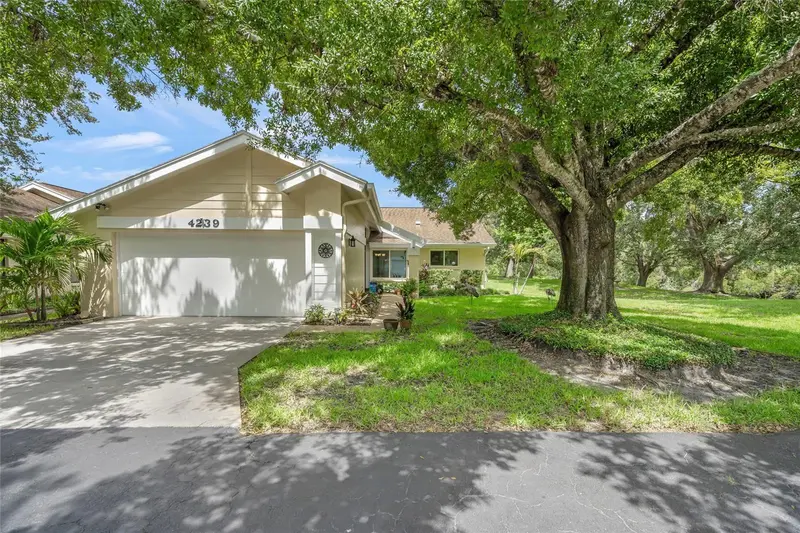 4239 CARRIAGE DRIVE #36, SARASOTA