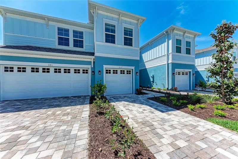 317 VIA TUSCANY AVENUE, SARASOTA