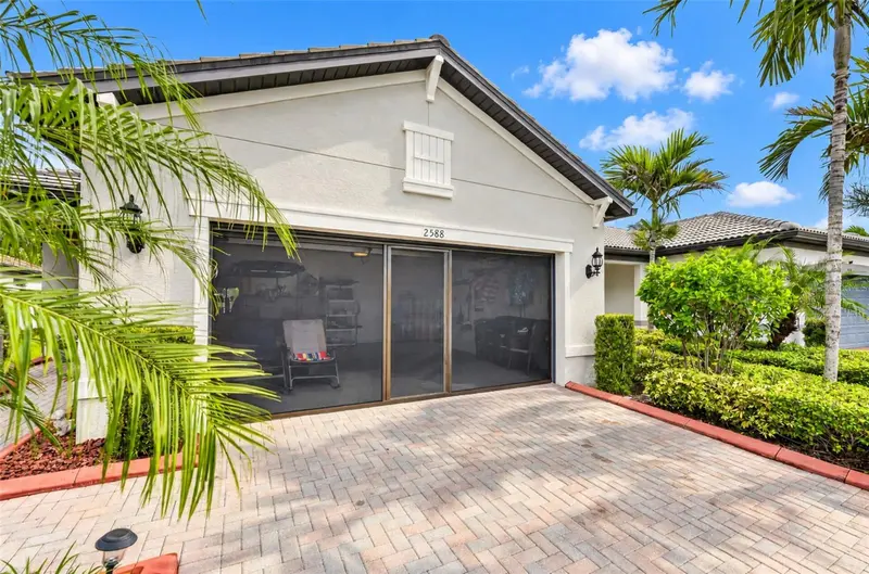 2588 DAISY DRIVE, NORTH PORT, photo 3 of 69