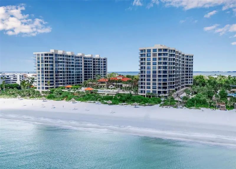 1241 GULF OF MEXICO DRIVE #109, LONGBOAT KEY