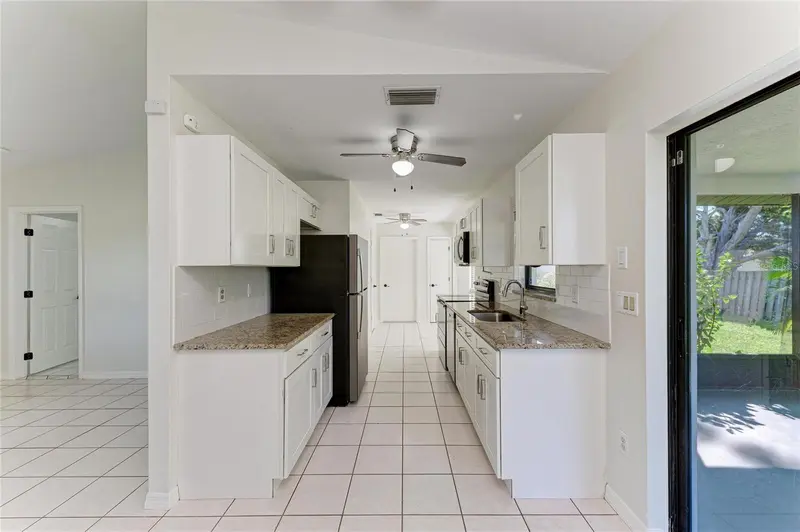 Thumbnail 14