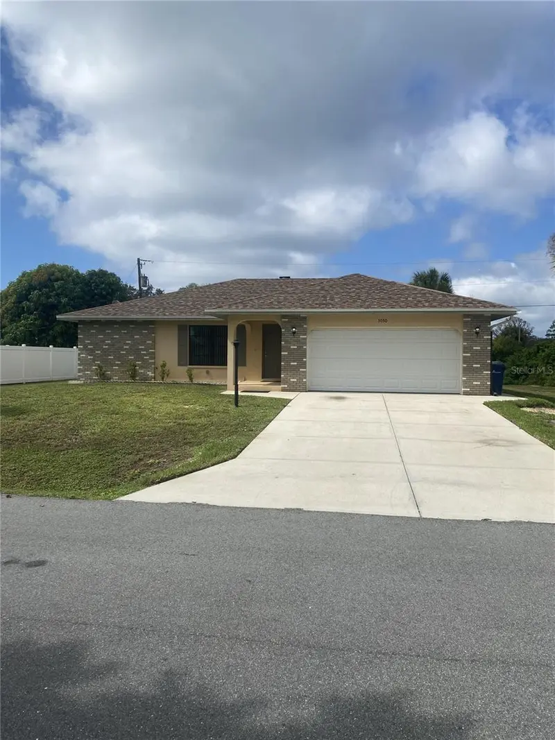 5050 LUCINE ROAD, VENICE