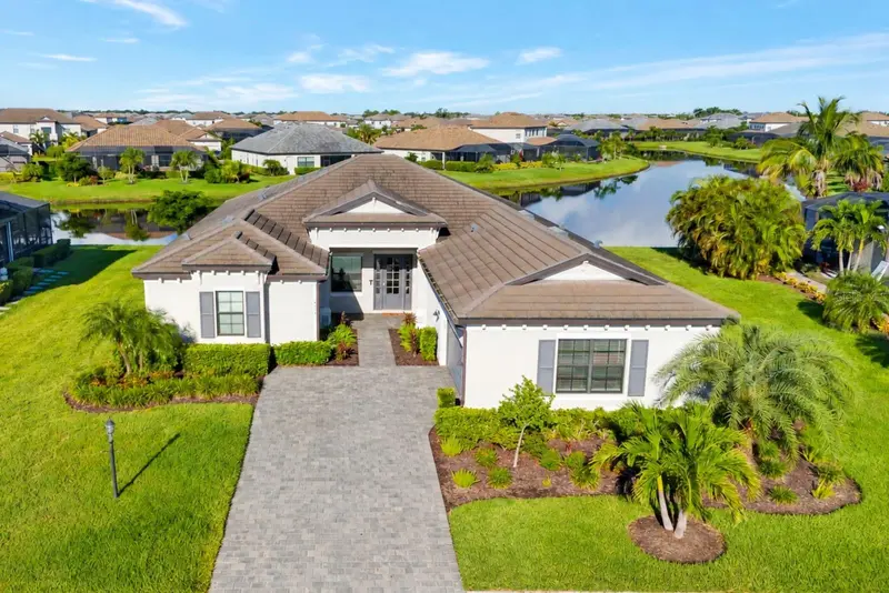 4914 LIGHTHOUSE BAY LANE, BRADENTON