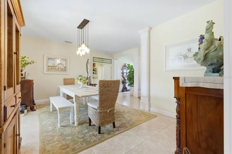 1753 KINGSDOWN DRIVE, SARASOTA, photo 5 of 42