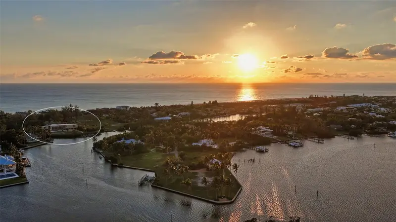 6610 GULF OF MEXICO DRIVE, LONGBOAT KEY