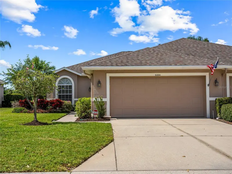 5204 MAHOGANY RUN AVENUE, SARASOTA