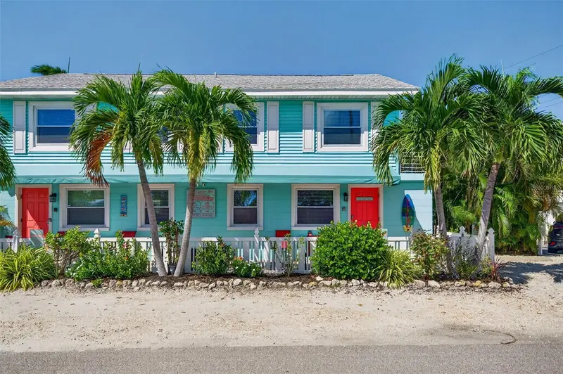 308 2ND STREET #102, BRADENTON BEACH