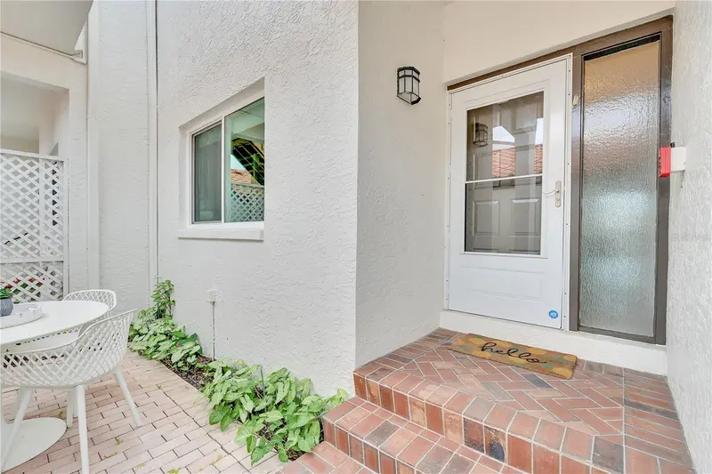 862 HUDSON AVENUE #862, SARASOTA, photo 5 of 53