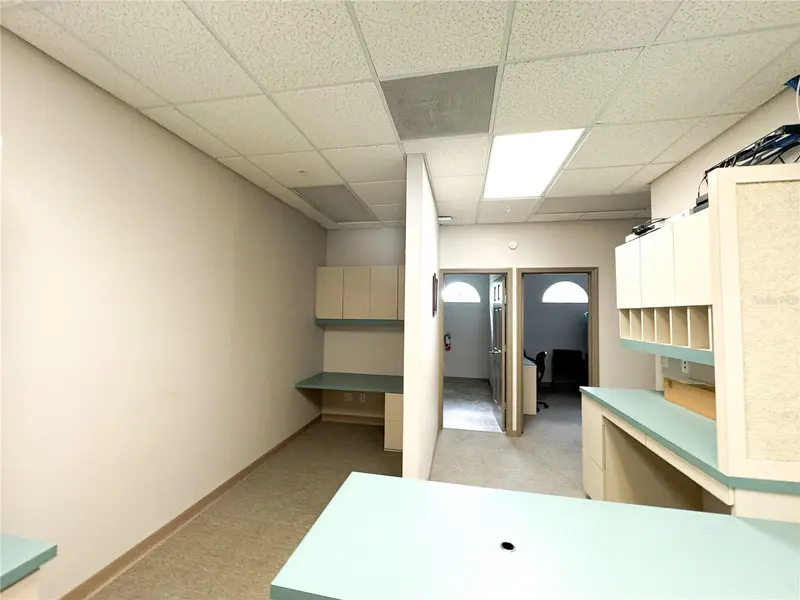 Thumbnail 10