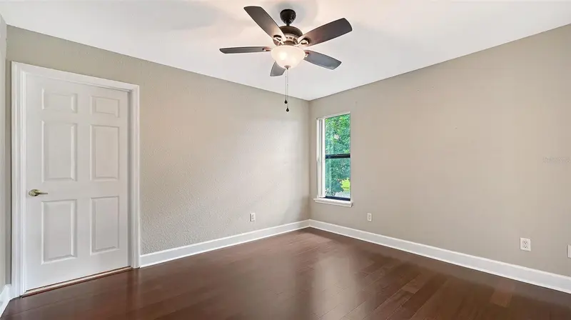 Thumbnail 35