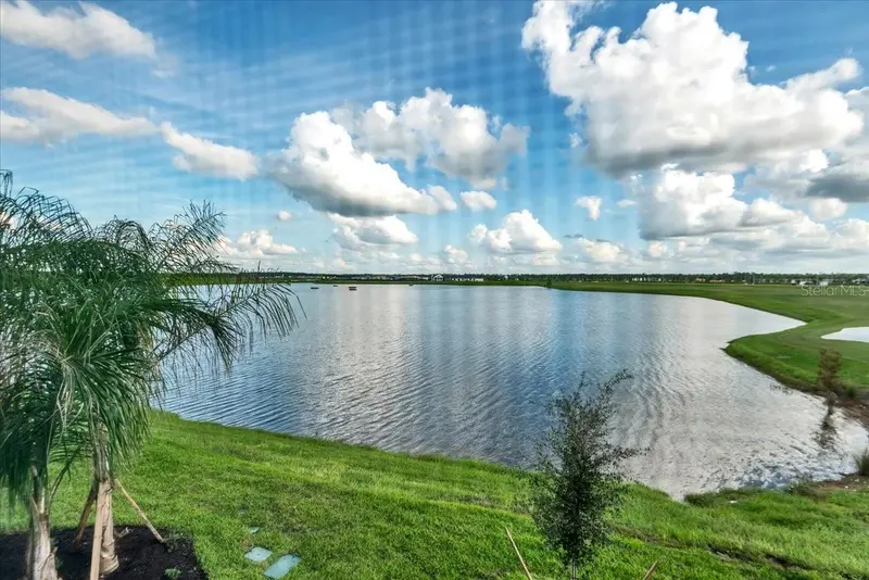 Thumbnail 38