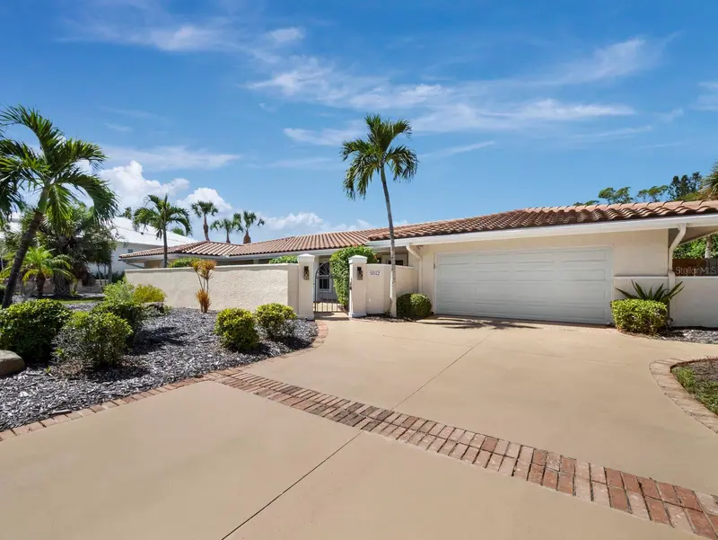5012 HIGEL AVENUE, SARASOTA