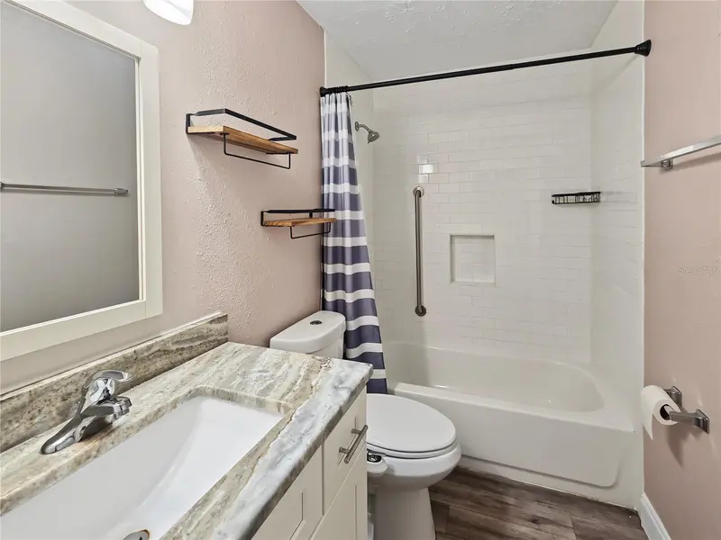 Thumbnail 39
