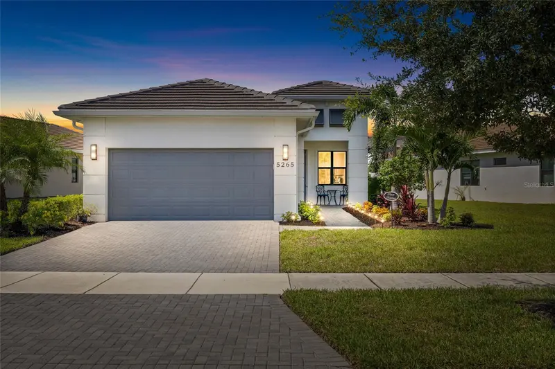 5265 BARNETT CIRCLE, LAKEWOOD RANCH