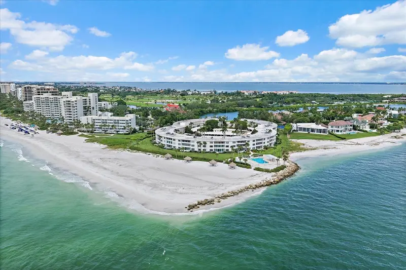 100 SANDS POINT ROAD #219, LONGBOAT KEY