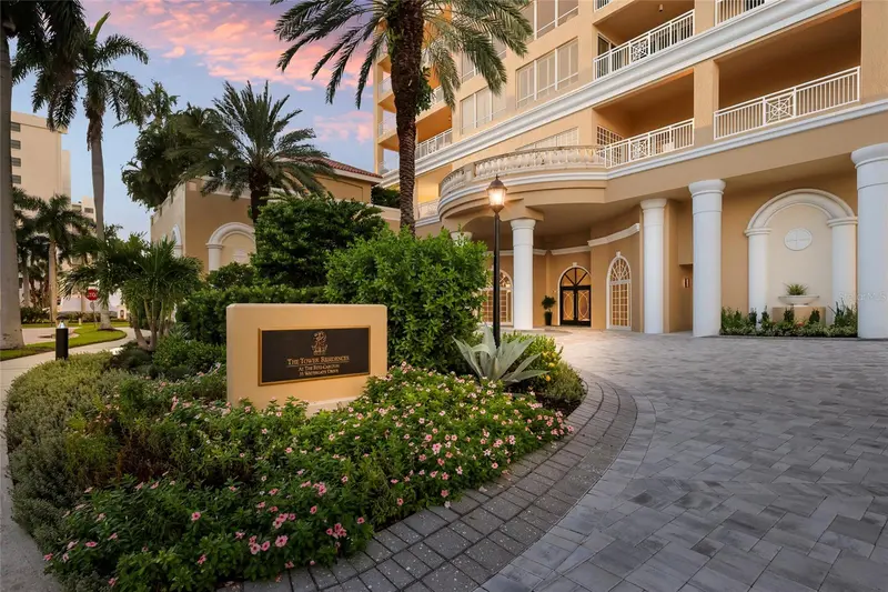 35 WATERGATE DRIVE #804, SARASOTA, photo 2 of 42