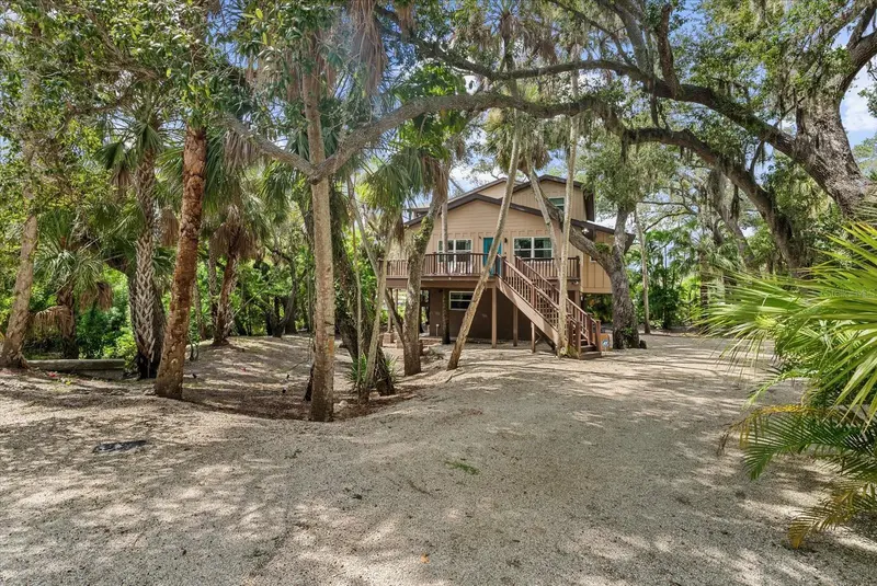 3376 SECLUSION DRIVE, SARASOTA, photo 2 of 30