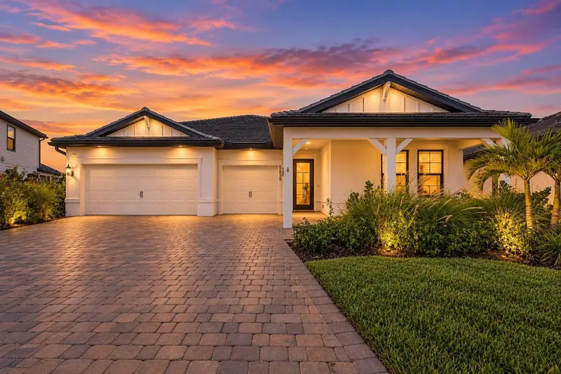 5839 SILVERSIDE PINE COURT, LAKEWOOD RANCH