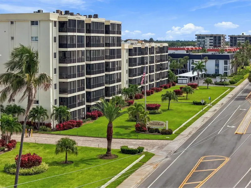 797 BEACH ROAD #415, SARASOTA, photo 4 of 59