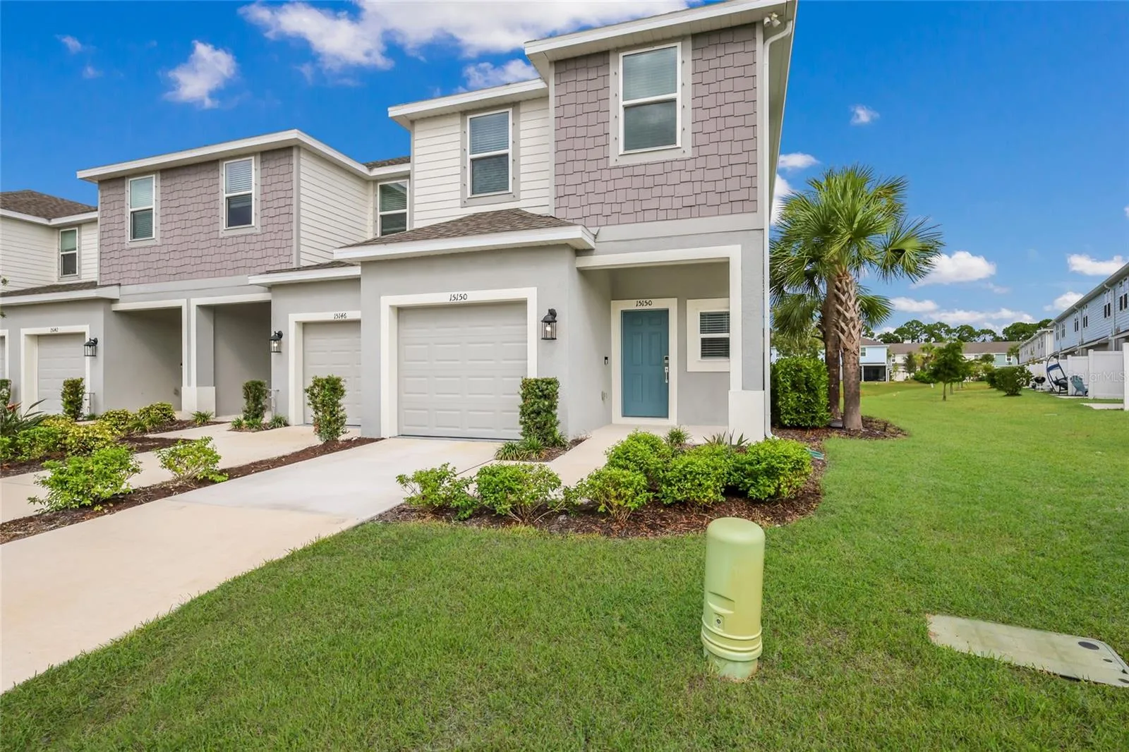 Amazing former model home in the community Vinterra Townhomes with incredible lake views! Vinterra Townhomes is less than 3 miles from Nokomis Beach and its famous nightly drum circle!