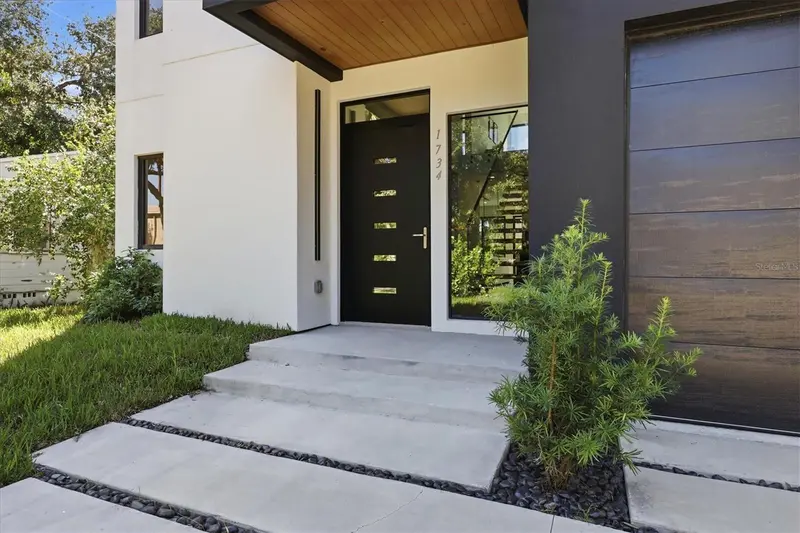 1734 WISCONSIN LANE, SARASOTA, photo 2 of 31