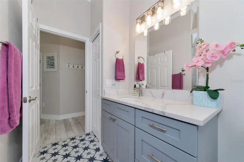 Thumbnail 30