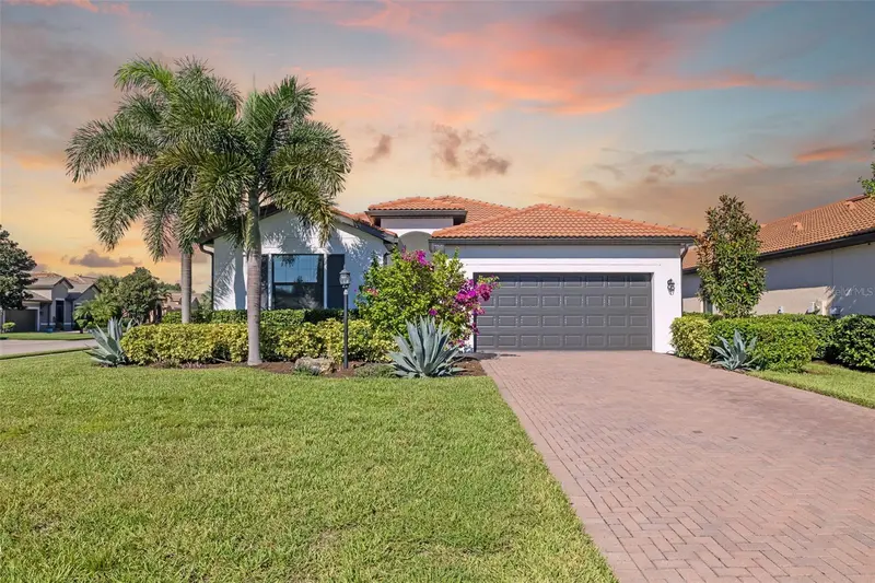 4602 ROYAL DORNOCH CIRCLE, BRADENTON