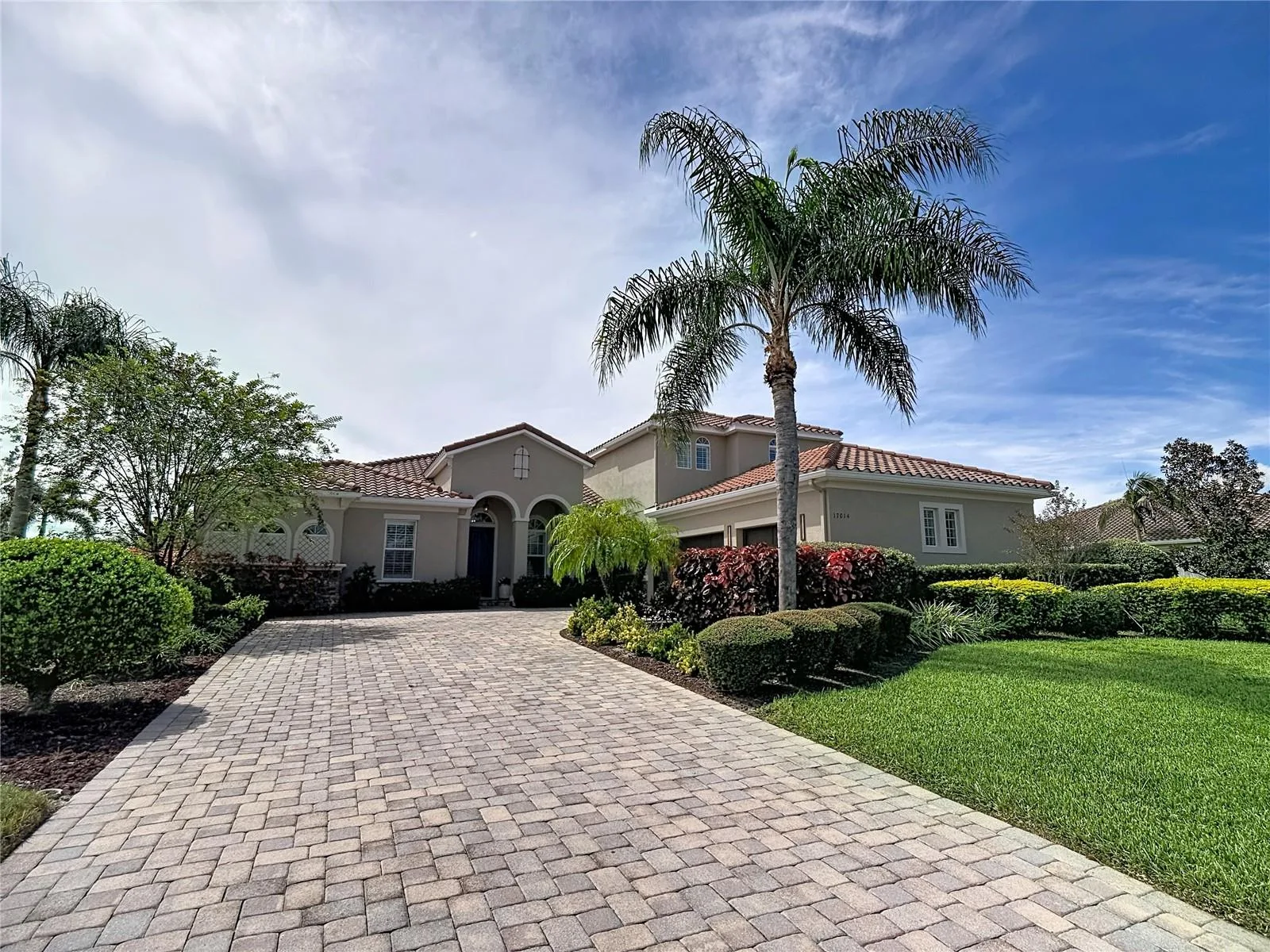 0.51 Acre, Tile Roof, Paver Driveway & Lanai